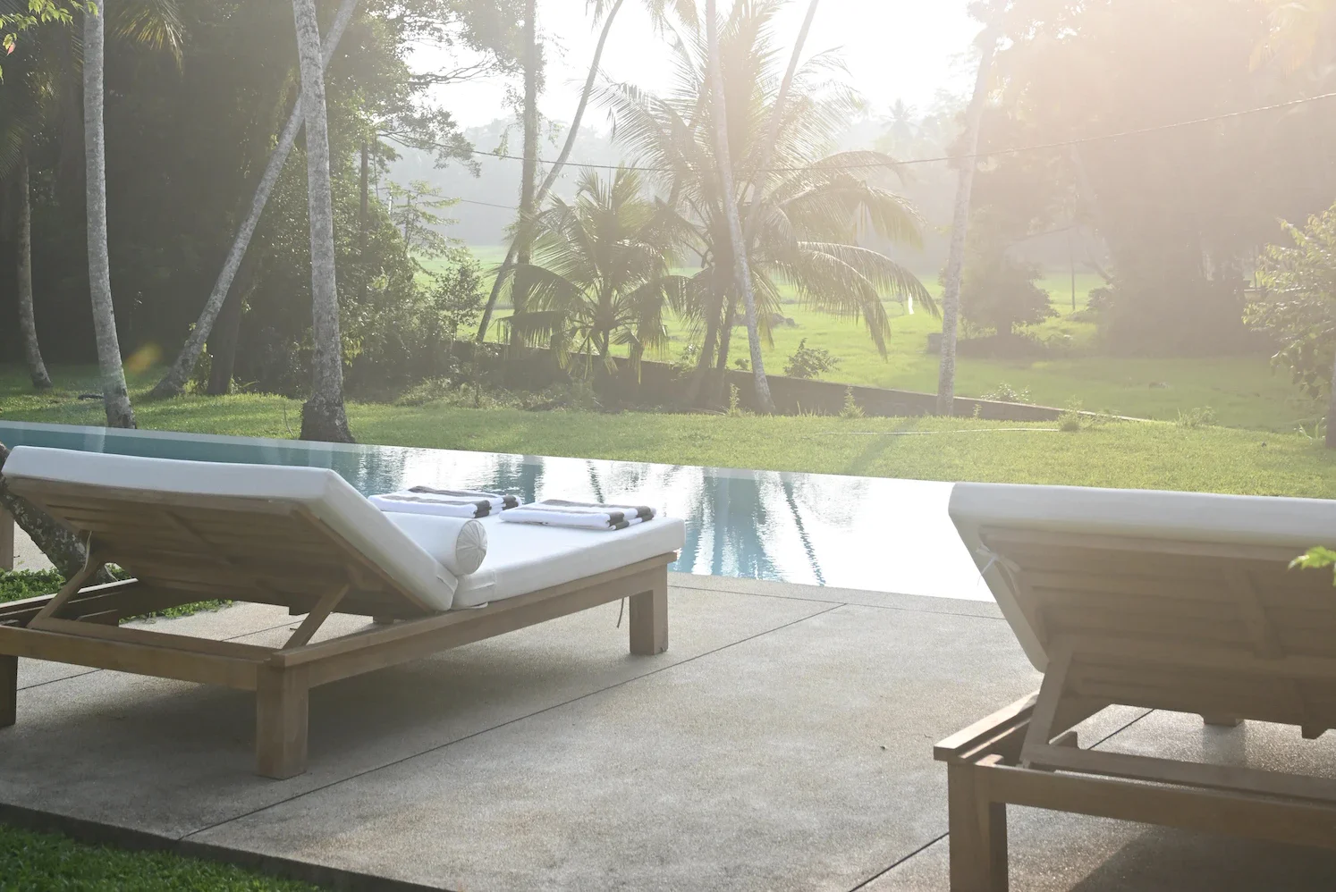 the sa house pool view